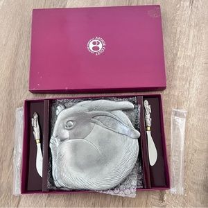 Vintage 1988 -‎ Arthur Court - Bunny Rabbit Cheese Plate and Knives Aluminum NIB